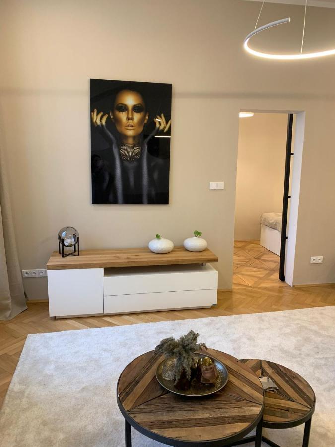 Bella Vista Collonade Apartment Karlovy Vary Luaran gambar